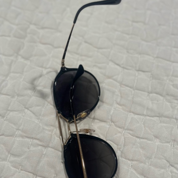 Women’s Rayban black and gold metal frame sunglasses. Gently used - Picture 5 of 7